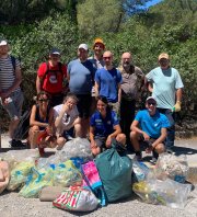 Ramassage éco-citoyen à Luminy - Pirates du plastque